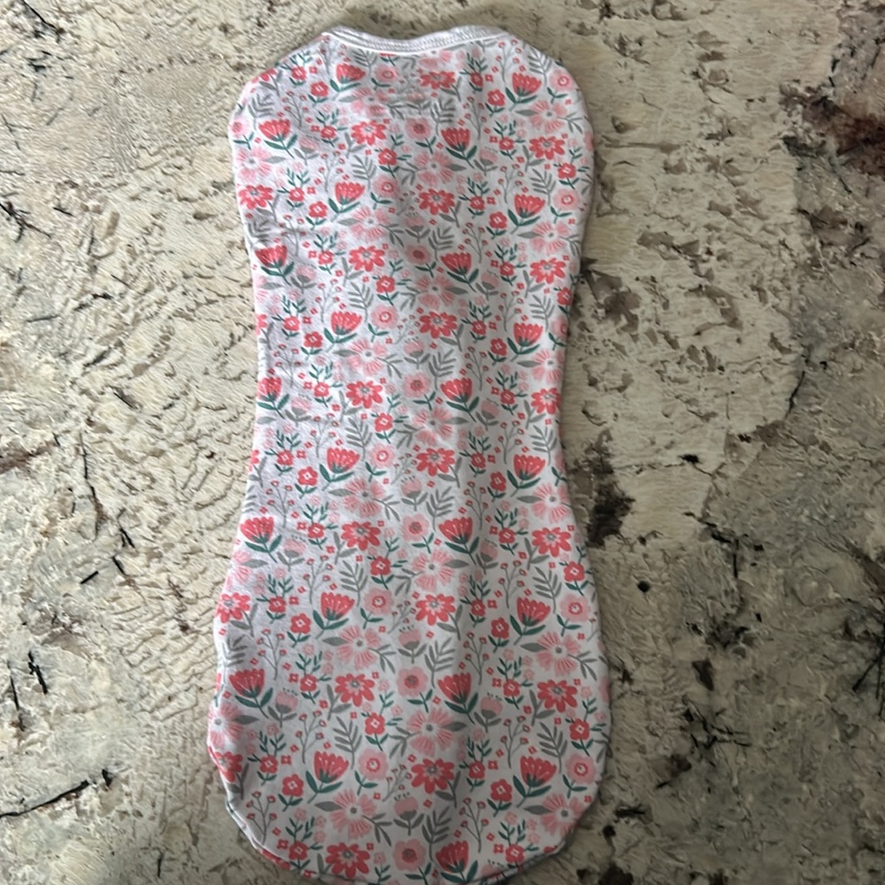 SwaddleMe - Picture 3 of 3